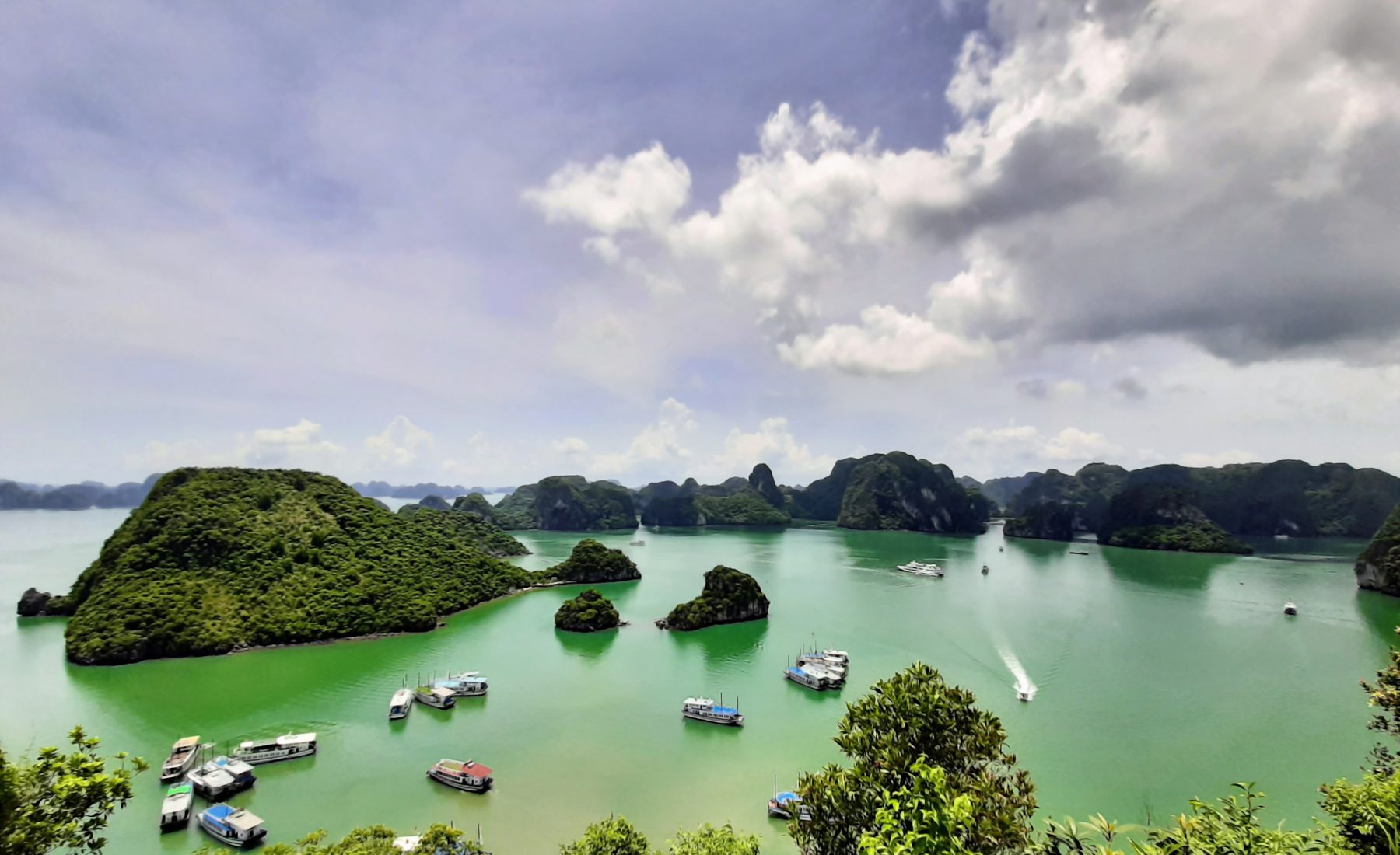 Ha Long Bay
