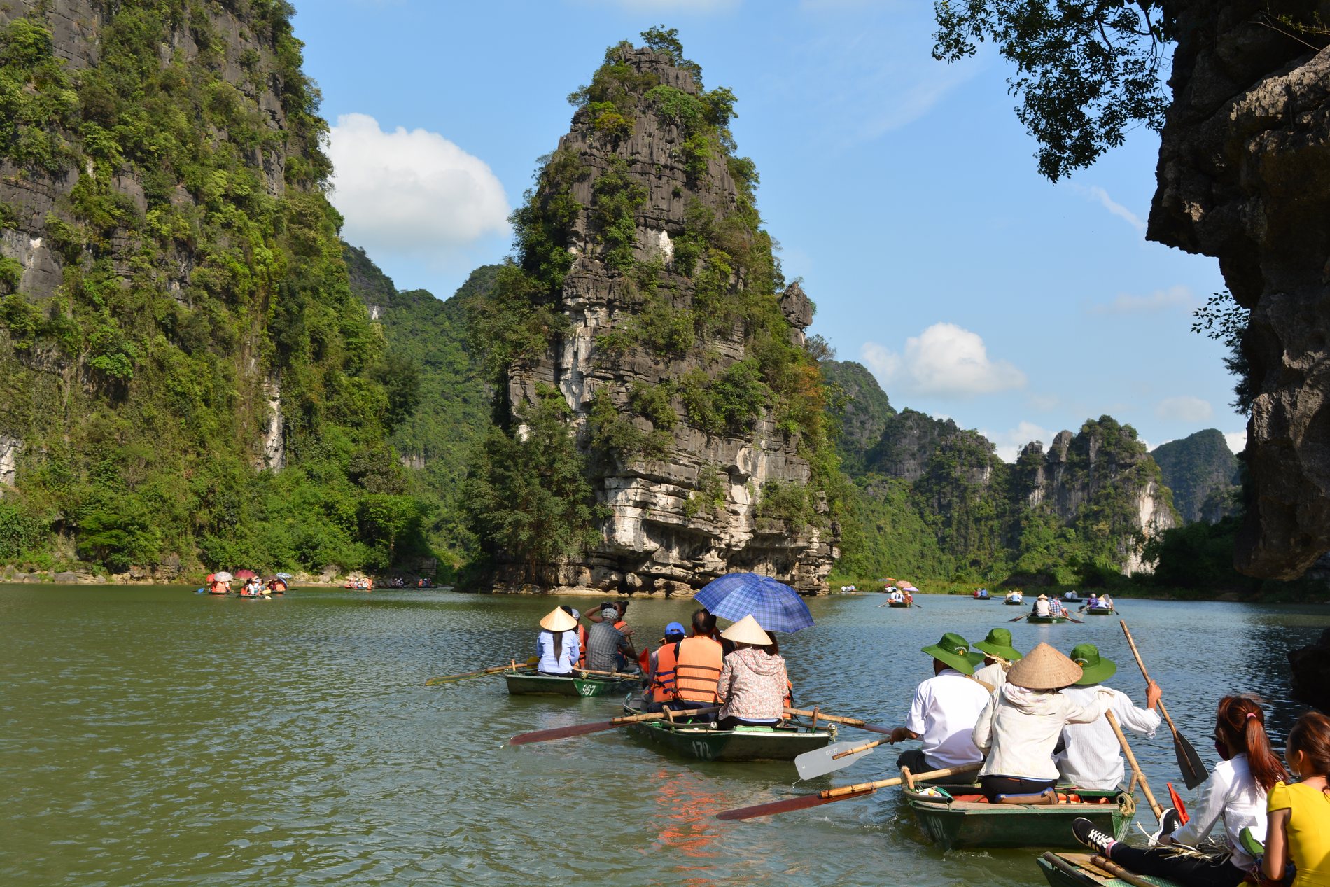 Boat journey through Trang An, Ninh Binh